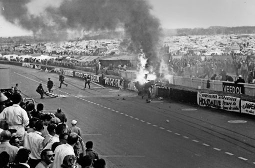 Schaurige Szenen: Die Katastrophe von Le Mans ist unvergessen. Foto: Getty/Fox Photos