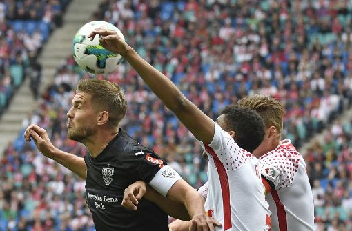 Harter Kampf – trotzdem muss der VfB Stuttgart gegen RB Leipzig eine Niederlage einstecken. Foto: AP