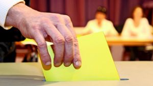 Wählen soll in Mecklenburg-Vorpommern zukünftig auch digital möglich sein. (Symbolbild) Foto: dpa/Bernd Weissbrod