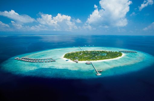 Die Malediven bleiben auch in der Corona-Krise ein Ziel für Urlauber mit dickem Geldbeutel. Foto: JA Manafaru/dpa