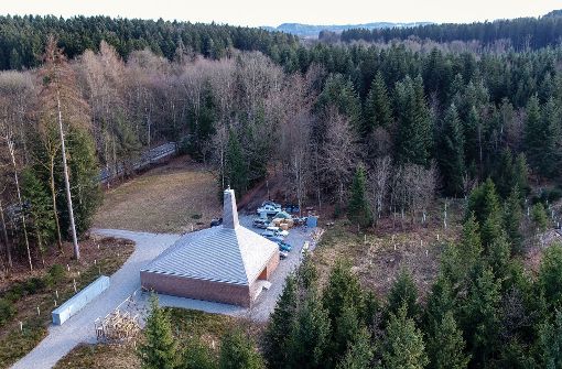Der Bau eines Forstbetriebsgebäudes im Wald bei Tettnang (Bodenseekreis) lief dem Bund zufolge aus dem Ruder. Foto: dpa