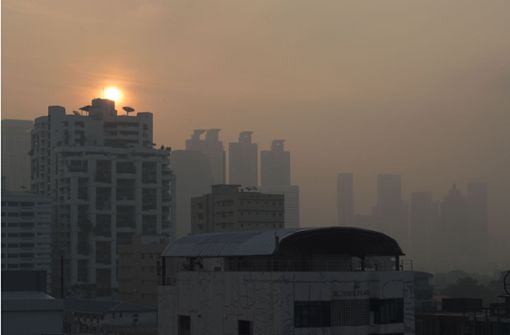 Die acht Millionen Menschen leiden seit Beginn des Jahres unter extrem schlechter Luft. Foto: AFP