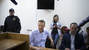 Der Regimekritiker Alexej Nawalny wird in Moskau zu 30 Tagen Arrest verurteilt. Foto: AP