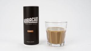Nicht nur der Kaffee ist beim Start-up Karacho Fair Trade und Öko – sondern auch die hippen Kartondosen. Foto: Karacho Cold Brew