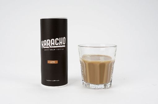Nicht nur der Kaffee ist beim Start-up Karacho Fair Trade und Öko – sondern auch die hippen Kartondosen. Foto: Karacho Cold Brew