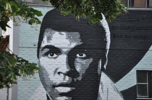 Das Wandbild mit dem Porträt von Muhammad Ali ist keine Werbung für einen Boxverein. Foto: Georg Linsenmann