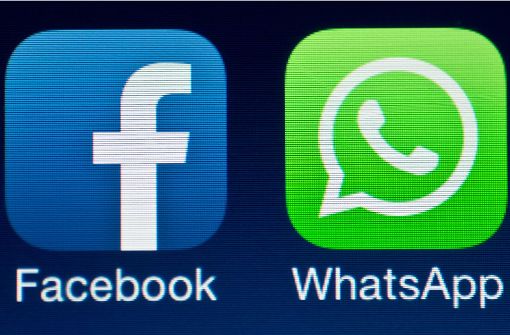 Stehen wegen einer Sicherheitslücke in der Kritik: Whatsapp und der Mutterkonzern Facebook sollen verschlüsselte Nachrichten mitlesen können. Foto: dpa-Zentralbild