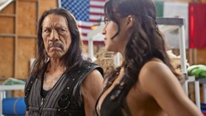 Danny Trejo als Machete und Michelle Rodriguez als Luz in Machete Kills. Foto: Universum