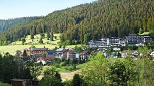 Im Nordschwarzwald gelegen, bekannt auf der ganzen Welt: Baiersbronn ist das Sternedorf. Die bekanntesten Feinschmecker-Adressen sind die Traube Tonbach (Bild), das Bareiss und das Hotel Sackmann. Foto: Tonbach