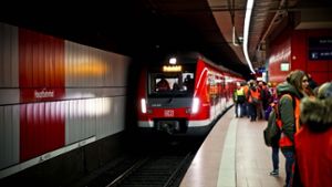 Mehr S-Bahn-Züge sollen mehr Pünktlichkeit bringen Foto: Peter Petsch