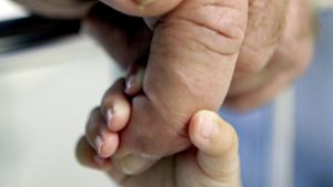 Ein Österreicher hat ein Kind zur Welt gebracht. (Symbolfoto) Foto: dpa