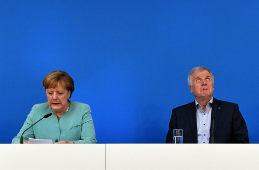 Bundeskanzlerin Angela Merkel und der bayerische Ministerpräsident Horst Seehofer. Foto: dpa