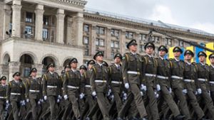 Parade zum Unabhängigkeitstag: Die Ukraine setzt stark auf ihr Militär. Foto: dpa