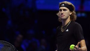 Alexander Zverev verpasst das Halbfinale. Foto: AFP/TIZIANA FABI