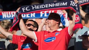 Die Heidenheimer Fans werden zahlreich nach Stuttgart reisen. In unserer „Gegnerinterview-Serie“ sprechen wir mit dem Fanbeauftragten Fabian Strauß. Foto: Bongarts