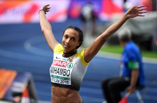 Feiert ihren Sieg bei der Leichtathletik-WM: Malaika Mihambo. Foto: dpa