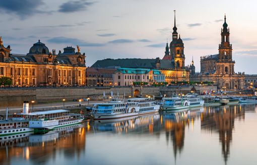 Die Skyline von Dresden - bei einer Flusskreuzfahrt vom Wasser aus gesehen noch beeindruckender.