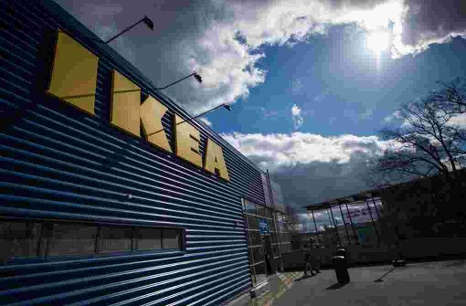 Ikea ruft ein Kindercape zurück. Kunden bekommen ihr Geld zurück. (Archivfoto) Foto: AFP