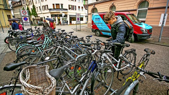 Städte schaffen mehr Parkplätze für Fahrräder