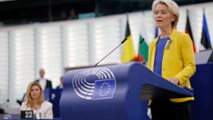 EU-Kommissionspräsidentin Ursula von der Leyen bei ihrer Rede vor dem Europaparlament Foto: dpa/Philipp von Ditfurth