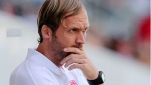 Enttäuscht von seiner Mannschaft: VfB-II-Trainer Andreas Hinkel. Foto: Baumann