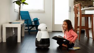 Der Heimroboter Kuri ist 50 Zentimeter groß und soll auch Kindern den Spaß an Technik vermitteln, heißt es bei Bosch. Foto: Bosch
