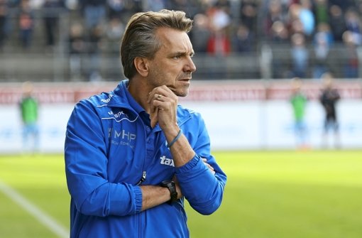 Seine Tätigkeit ist unterm Fernsehturm beendet: Horst Steffen ist nicht mehr Trainer der Stuttgarter Kickers. Foto: Baumann
