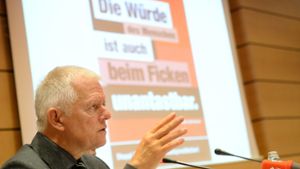 Stuttgarts Oberbürgermeister Fritz Kuhn hat am Montag die Kampagne gegen Armuts- und Zwangsprostitution vorgestellt. Foto: dpa