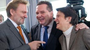Volker Kefer, Stefan Mappus und Tanja Gönner. Foto: dpa