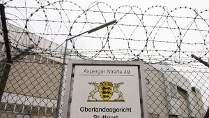 Vor dem Oberlandesgericht Stuttgart wird zurzeit der Prozess gegen drei mutmaßliche Helfer der Terrorvereinigung Islamischer Staat verhandelt.  Foto: dpa