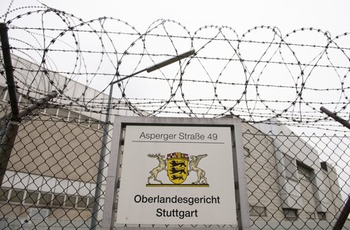 Vor dem Oberlandesgericht Stuttgart wird zurzeit der Prozess gegen drei mutmaßliche Helfer der Terrorvereinigung Islamischer Staat verhandelt.  Foto: dpa