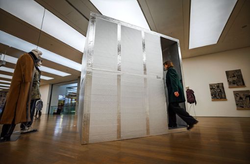 „Echokammer für Gleichgesinnte“: Die Installation von Leonie Lass ist Teil der Ausstellung „Protestbereitschaft“. Foto: Gottfried / Stoppel