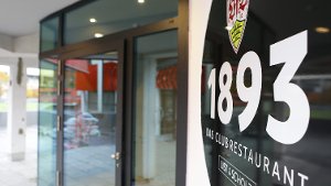 Kommen Sie rein! Das neue 1893 Das Clubrestaurant des VfB Stuttgart öffnet am Freitag seine Pforten für Gäste. Wir haben uns vorab schon einmal im neuen kulinarischen Aushängeschild des Bundesligisten umgesehen. Foto: Pressefoto Baumann