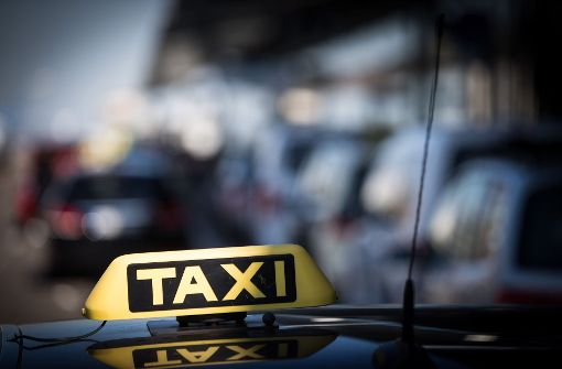 Viele Unternehmen verwenden Taxigutscheine. Jetzt sind 2000 Stück aus der Cannstatter Taxi-Auto-Zentrale verschwunden. Foto: Lichtgut/Achim Zweygarth