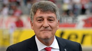 VfB-Präsident Bernd Wahler kann sich über eine Vertragsverlängerung mit Puma freuen. Foto: dpa