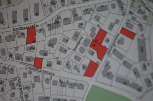 Die Stadtkarte zeigt die Baulücken  in rot an. Foto: Rüdiger Ott