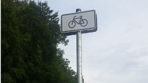 Fahrradfahrer im Schilderwald