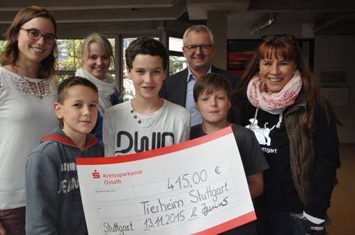 Dank des Engagements der Schüler können 415 Euro gespendet werden. Foto: Linsenmann