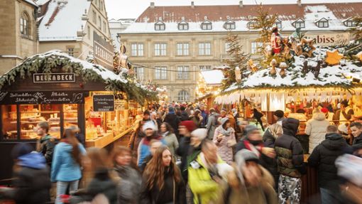 Der Weihnachtsmarkt hat verlängerte Öffnungszeiten. Das gefällt nicht allen Beschickern. Foto: Lichtgut/Julian Rettig
