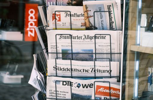 Die Tariflöhne in der Zeitungsbranche hinken den allgemeinen Preissteigerungen hinterher. Foto: Imago/Michael Gstettenbauer