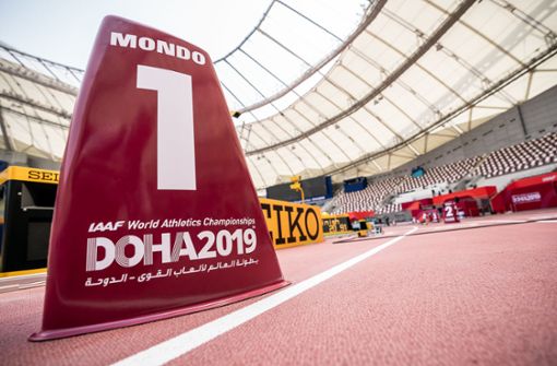 Die deutschen Sprinterinnen Gina Lückenkemper und Tatjana Pinto hatten sich über Kameras in den Startblöcken bei der Leichtathletik-WM in Doha beschwert. Foto: dpa/Michael Kappeler
