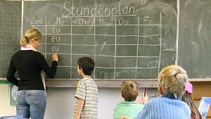 Baden-Württemberg behält doch mehr Lehrer als angenommen. Foto: dpa