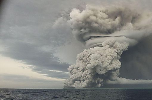 Die Aschewolke von Tonga reichte 57 Kilometer hoch. Foto: dpa/Tonga Geological Services