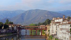 Bassano del Grappa mit der restaurierten Ponte degli Alpini von 1569. Foto: to: Maren Recke