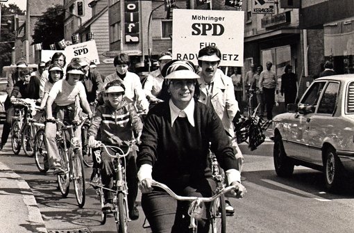Gerda Strunk in jüngeren Jahren: Sie hat sich unter anderem für die Interessen der Radfahrer tatkräftig eingesetzt. Foto: privat