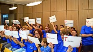 „Engelbergschule bleibt“: Das forderten viele der Zuhörer in der jüngsten Bezirksbeiratssitzung. Foto: Martin Braun