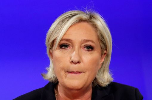 Marine Le Pen kann ihre Entäuschung nach der Frankreich-Wahl nicht verbergen. Foto: dpa