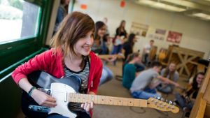 Zur Ganztagsschule gehört auch ein musikalisches Zusatzangebot. Foto: dpa