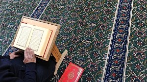 In Stuttgart sind nach einer Schätzung des Statistischen Amts rund zehn Prozent der 600.000 Einwohner Muslime Foto: dpa