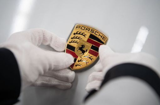 Porsche büßt kräftig an Gewinn ein und auch die langfristigen Renditeziele rücken in weite Ferne. Foto: dpa/Marijan Murat